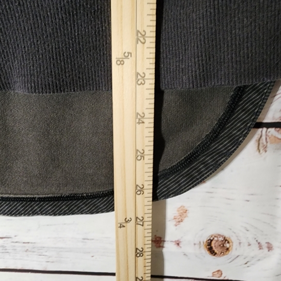 Lululemon- After Asana V-Neck Telemark Print Pullover - Picture 9 of 12